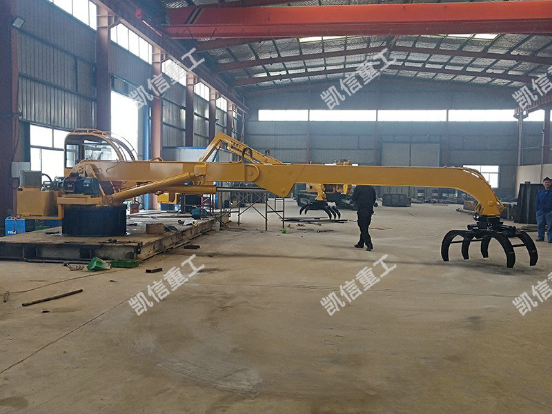 固定式抓木（mù）機