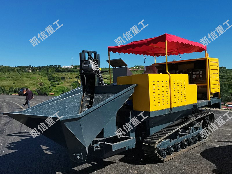 路緣石滑（huá）模機混配合比極（jí）為關鍵