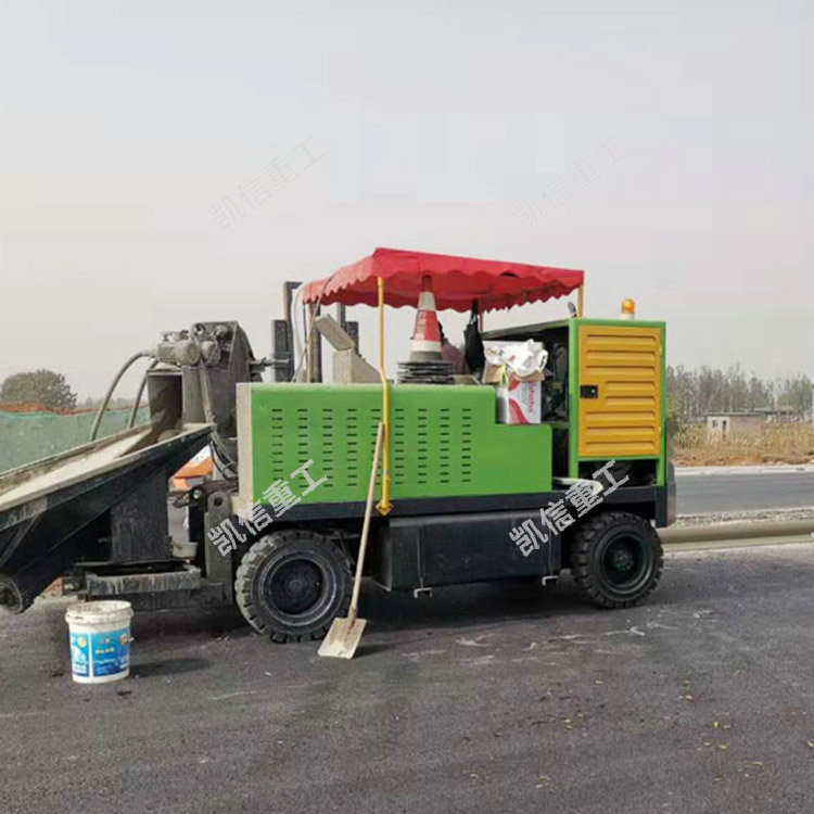 混凝土路緣石成型(xíng)機