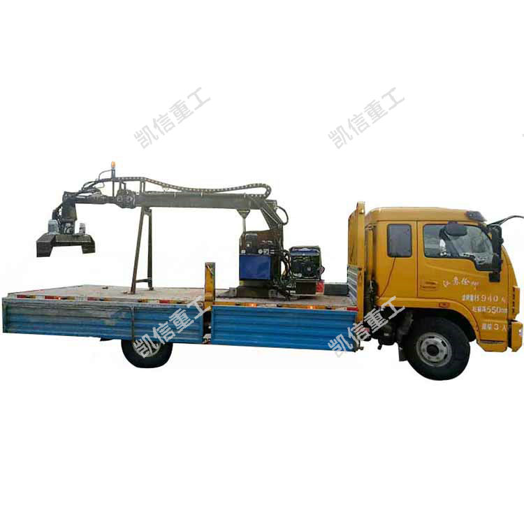 伸縮臂修(xiū)剪機