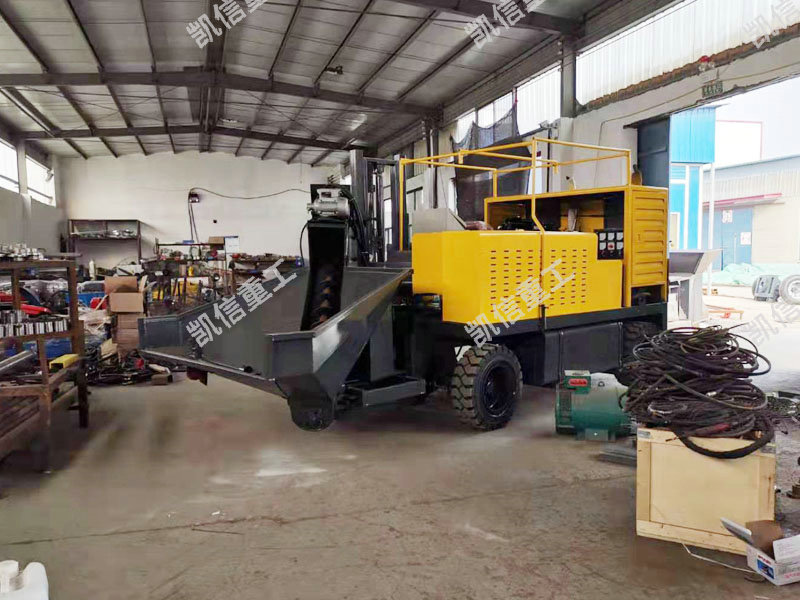 混凝（níng）土一次成型路緣石滑模機