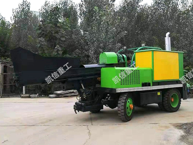 現澆砼排(pái)水溝滑模成型機