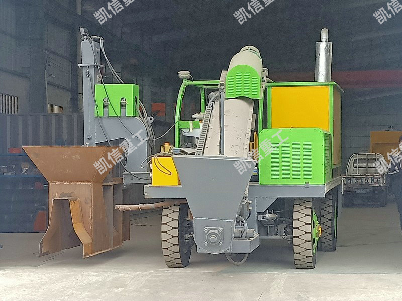 路肩牆滑模成型機