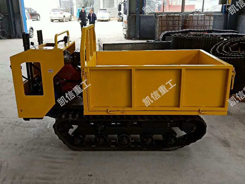 1.5吨履带运(yùn)输车