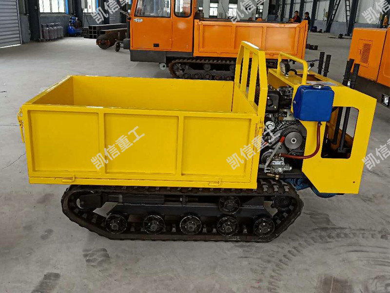 1.5吨履带运输车