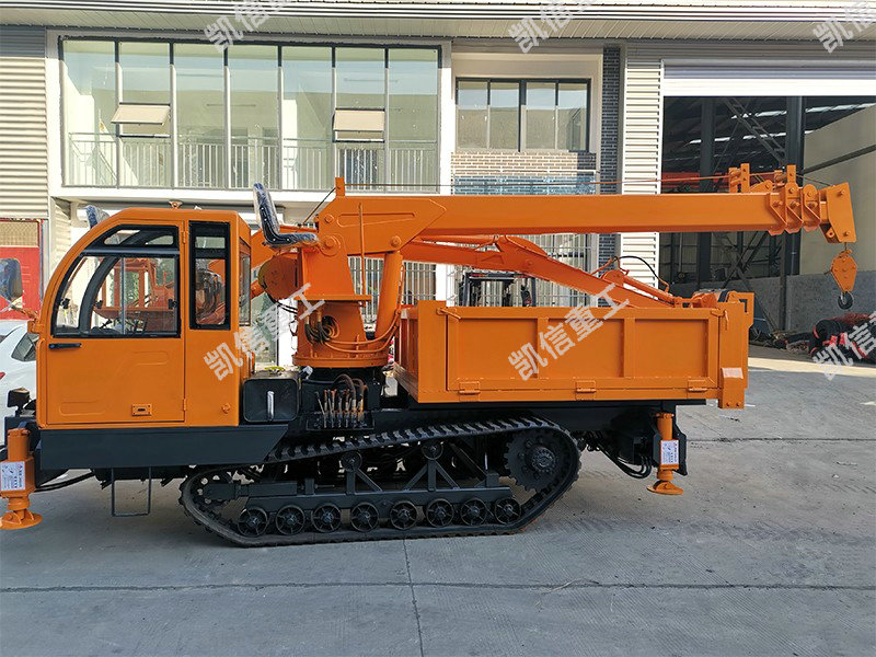 履帶吊挖（wā）一體機