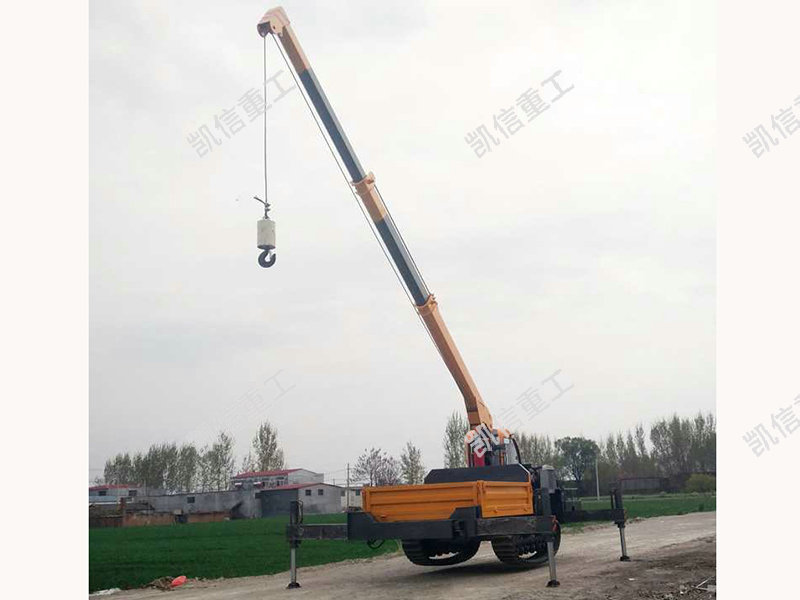 履（lǚ）帶吊運機