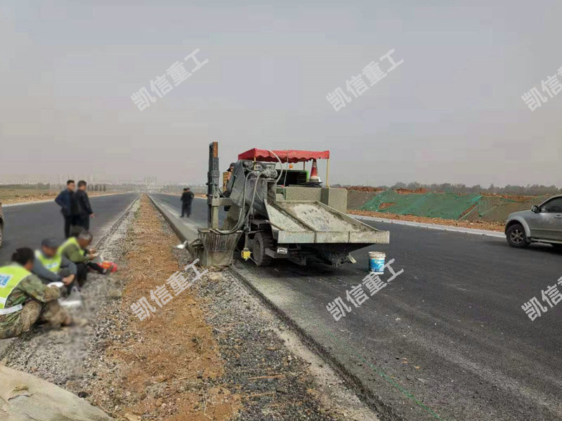 路緣石成型機（jī）