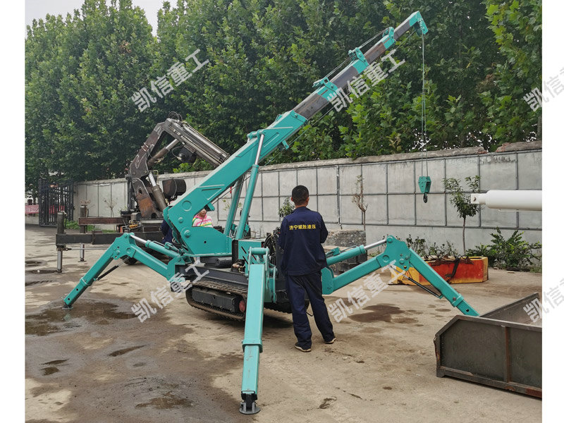 履带（dài）式蜘蛛吊车