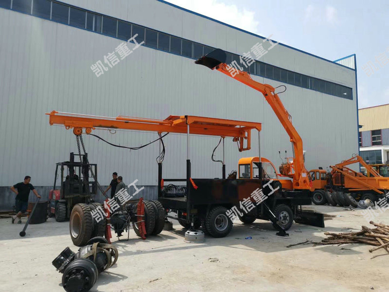 輪胎式隨(suí)車挖