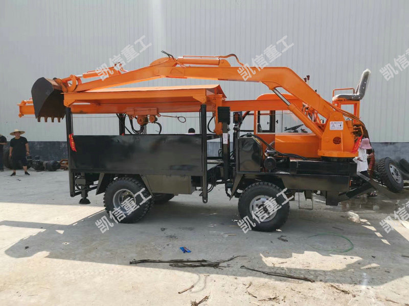 輪胎式隨(suí)車挖