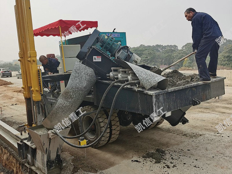 路緣石(shí)成型機