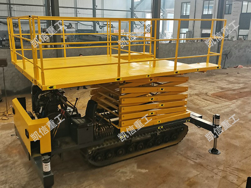 履带升降车