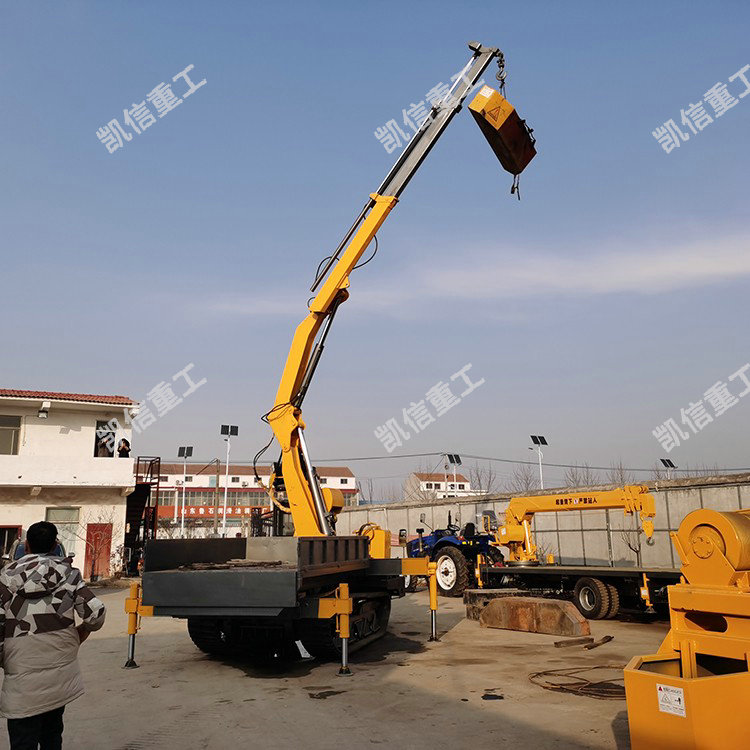 履帶折臂（bì）吊