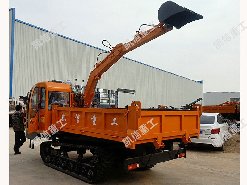 履帶（dài）挖運車